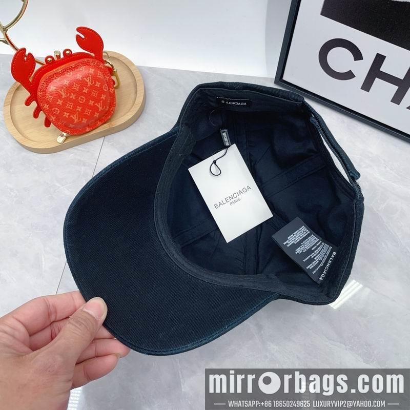 Balenciaga Hat dx123