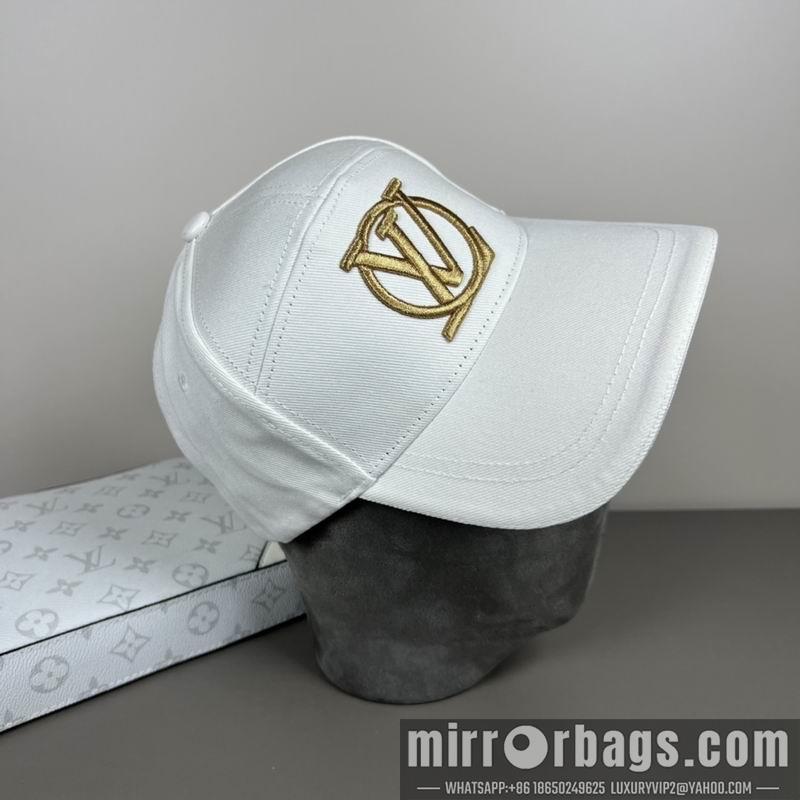 LV Hat dx44