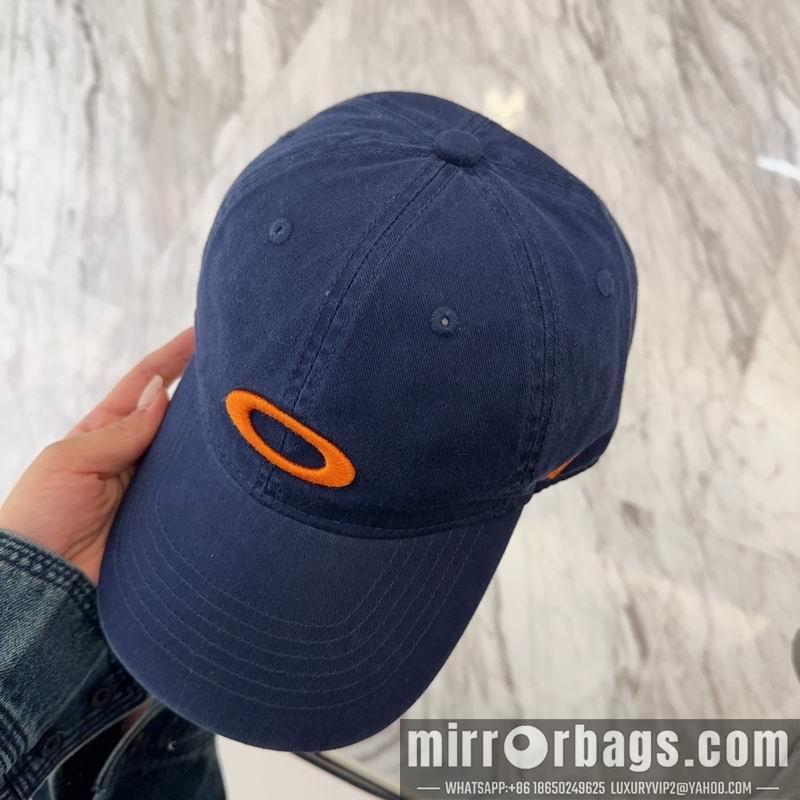 Balenciaga Hat dx51