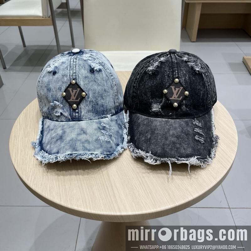 LV Hat 030953