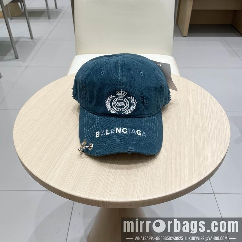 Balenciaga Hat 032001