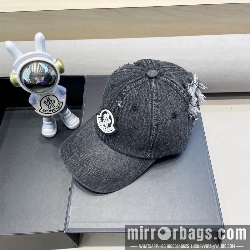 Moncler Hat 081401