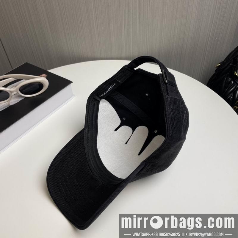 Balenciaga Hat 102801