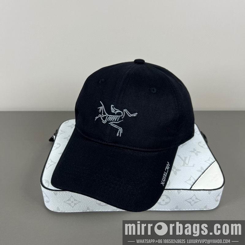 Arcteryx Hat dx17