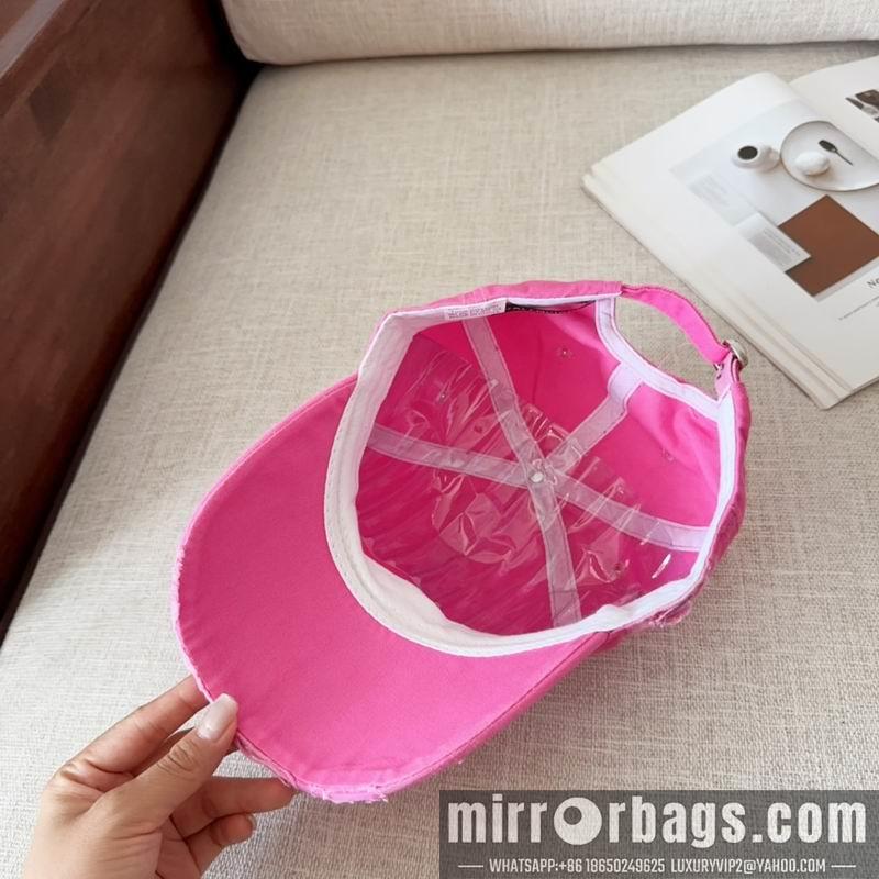 Balenciaga Hat dx105