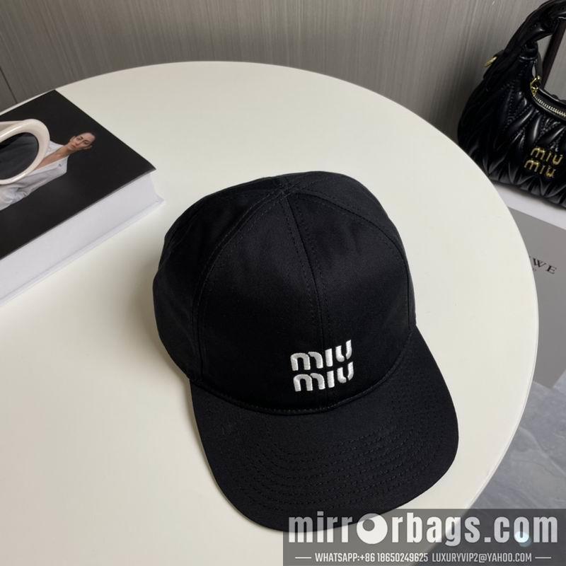 Miumiu Hat 071304