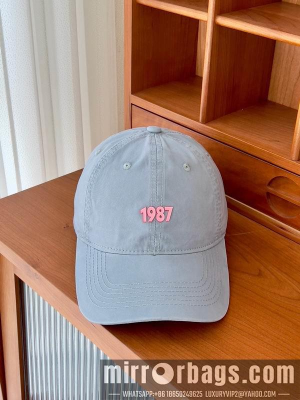 Other Hat 072803