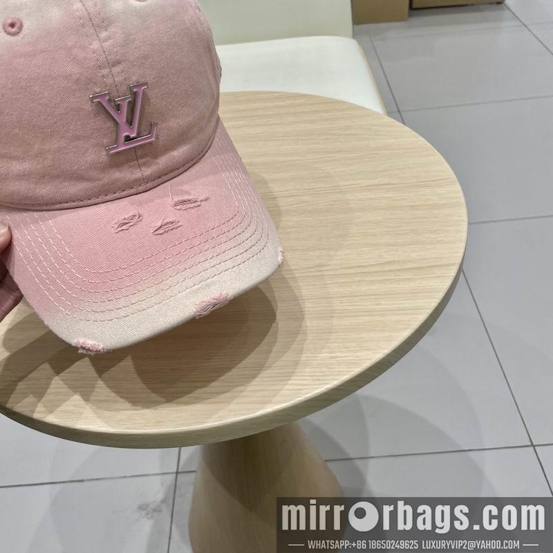 LV Hat 041405
