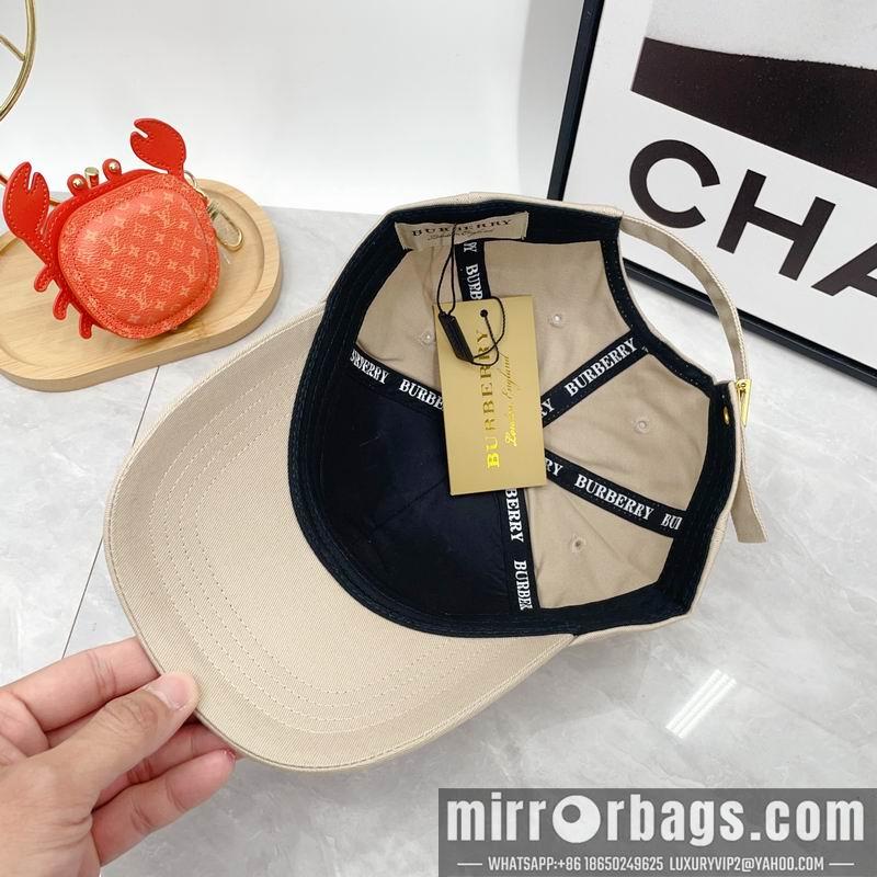 Burberry Hat dx04