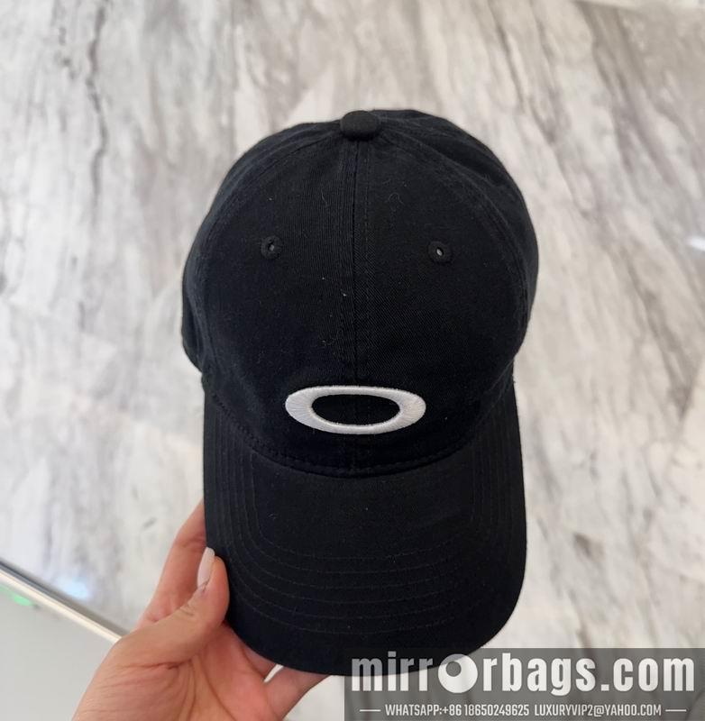 Balenciaga Hat dx51