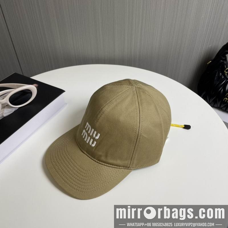 Miumiu Hat 071304