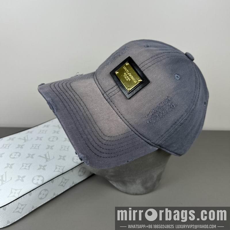 DG Hat dx21