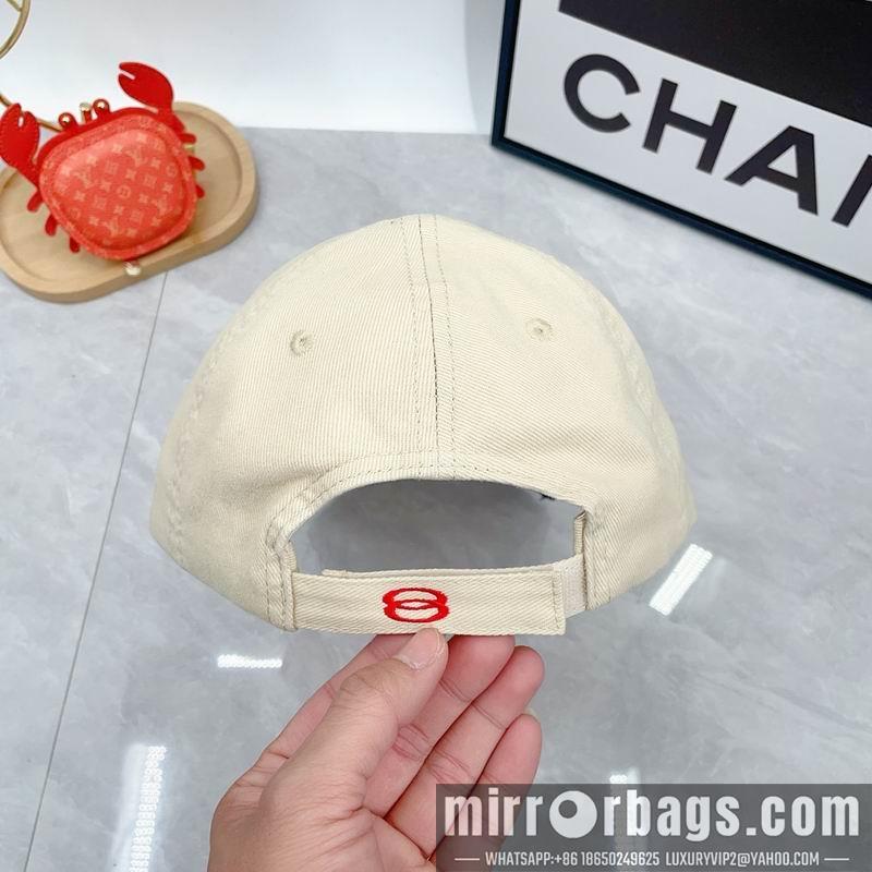 Balenciaga Hat dx125