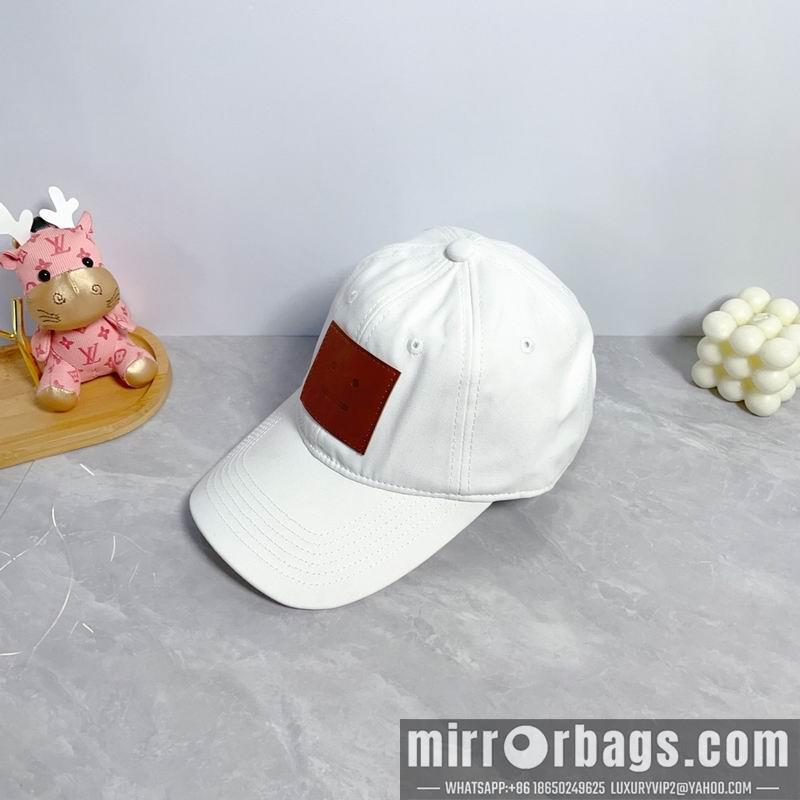 Acne Hat dx04