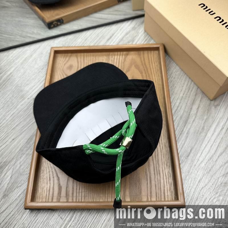 Miumiu Hat dx62