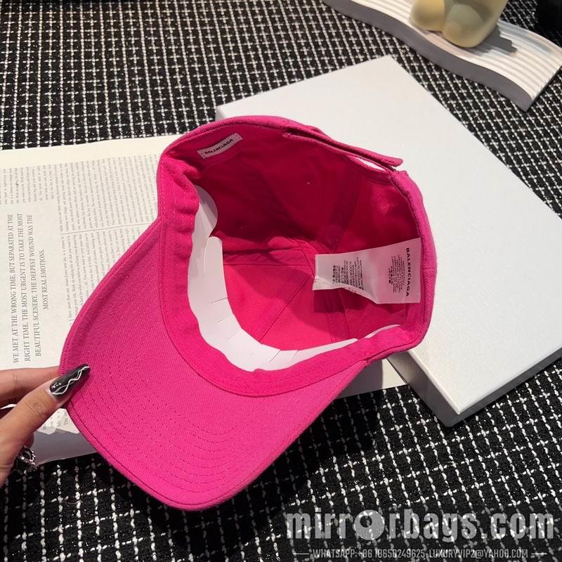Balenciaga Hat dx10
