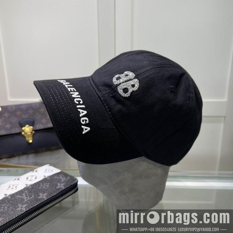 Balenciaga Hat dx116