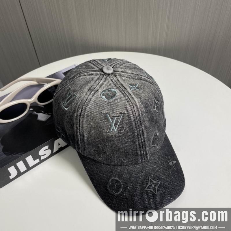 LV Hat dx122