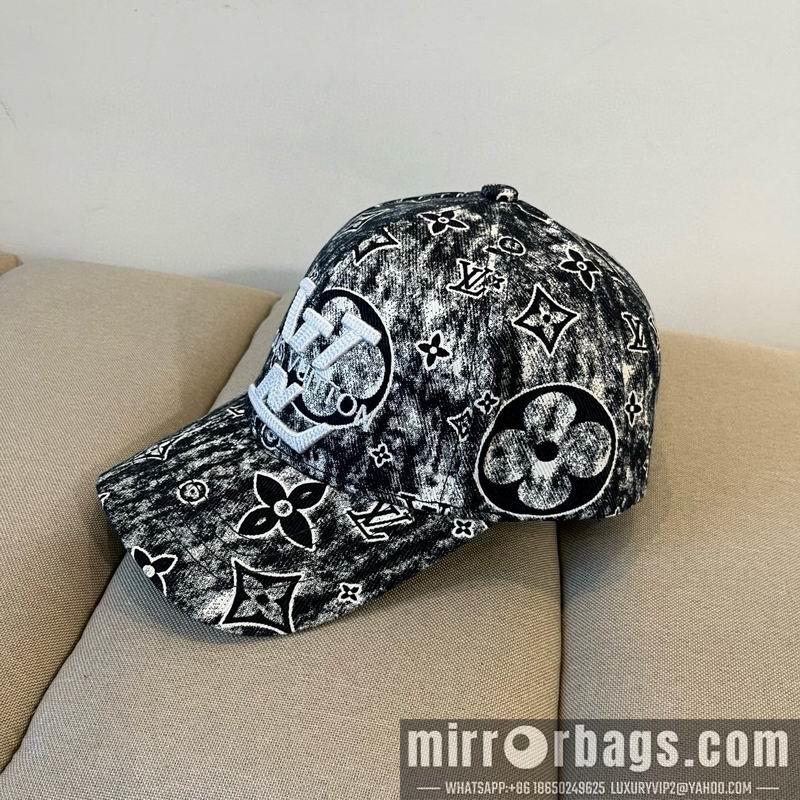 LV Hat dx39