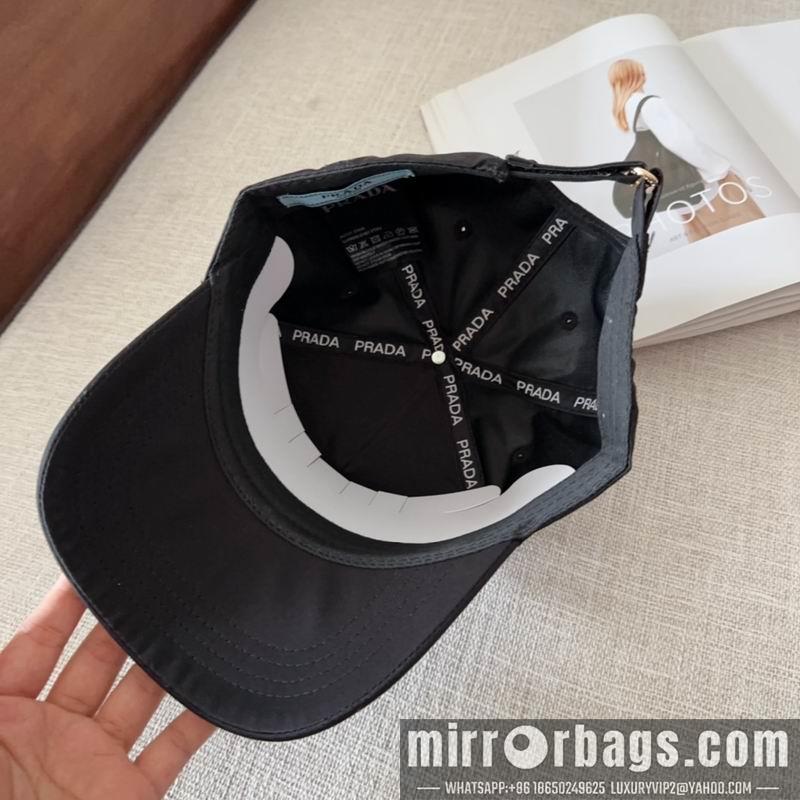 Prada Hat dx15