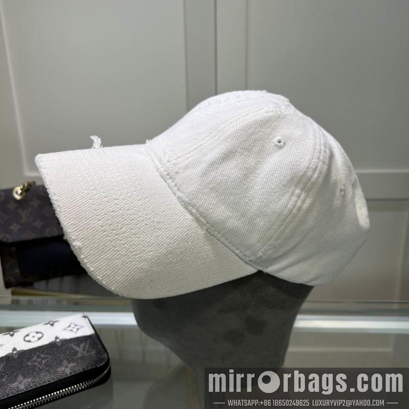 Balenciaga Hat dx63