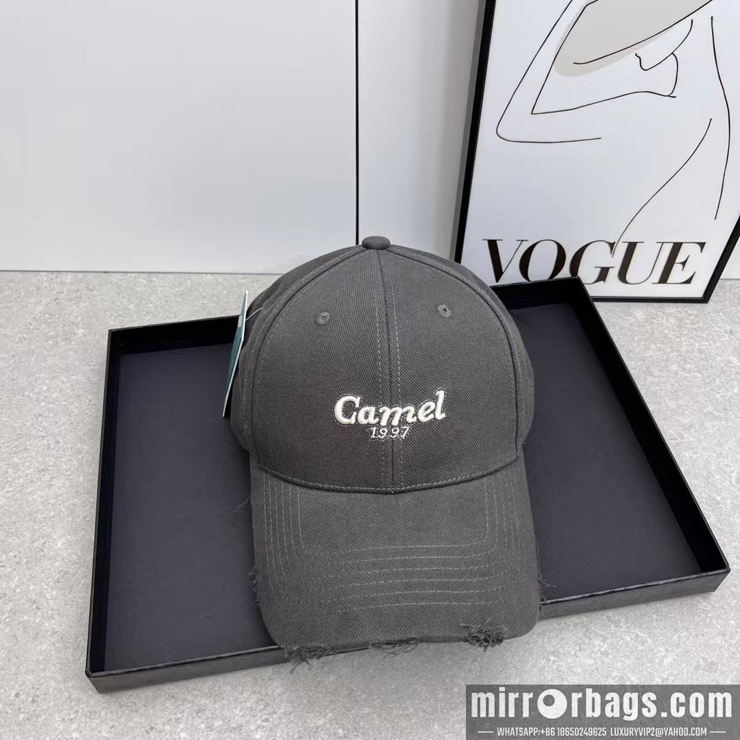 Other Hat 080204
