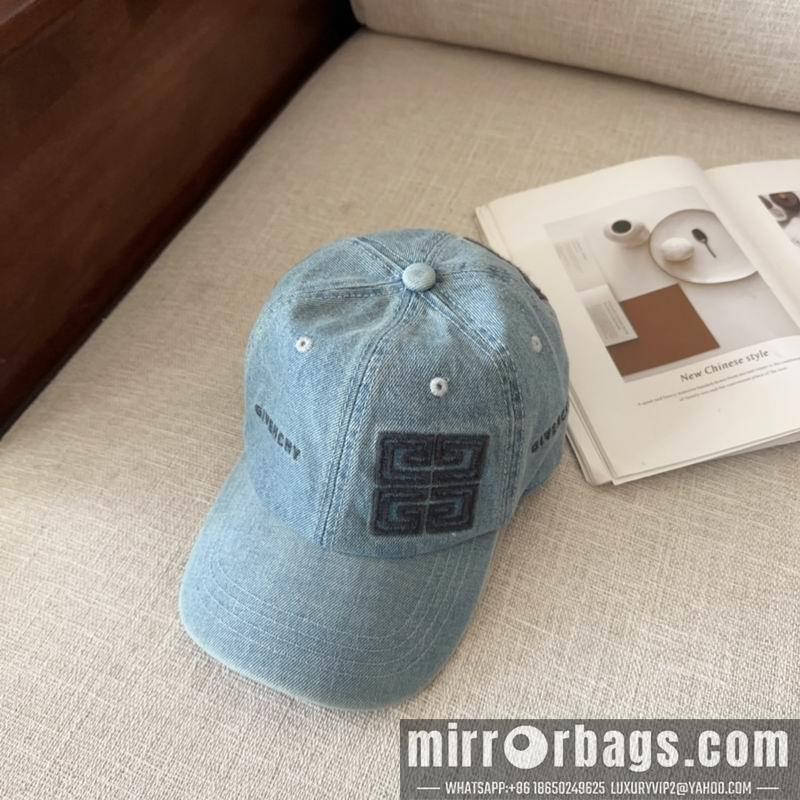 Givenchy Hat dx07