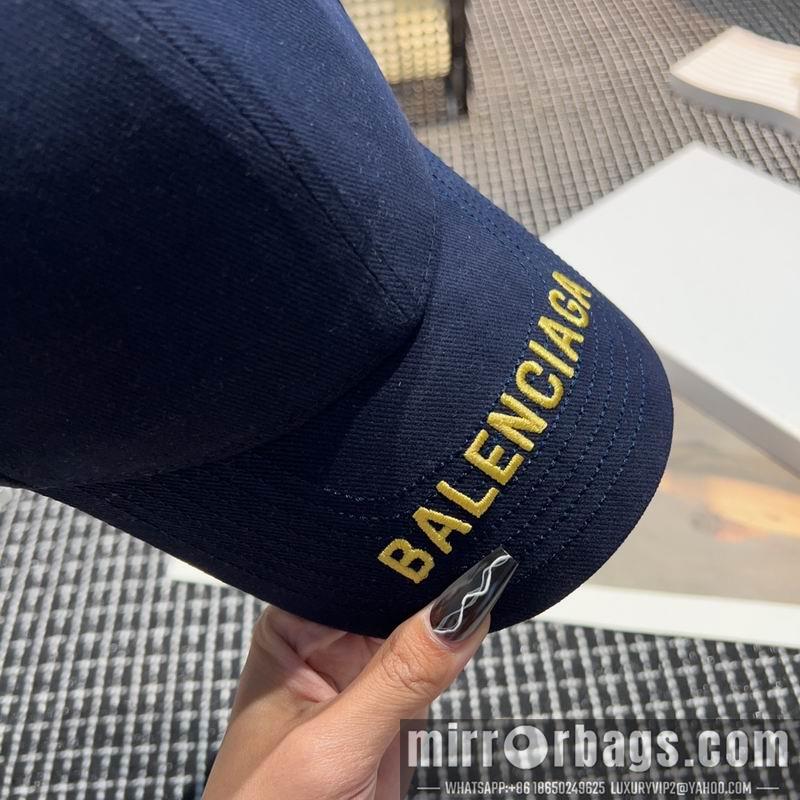 Balenciaga Hat dx12