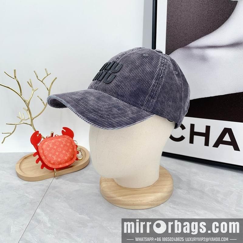 Miumiu Hat dx92
