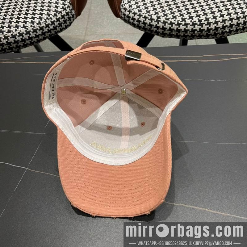 Balenciaga Hat 072202