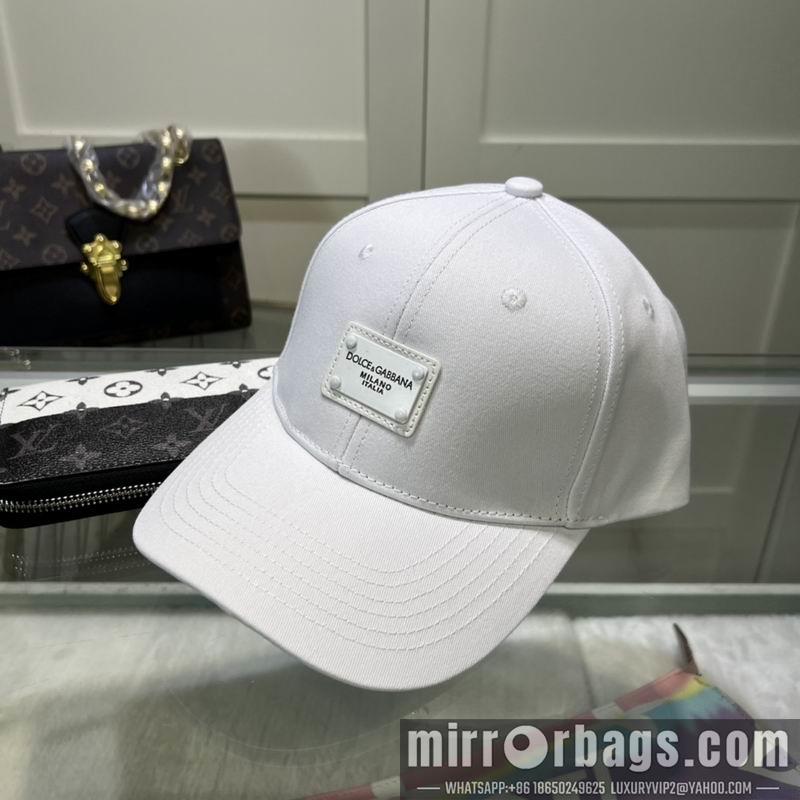 DG Hat 061015