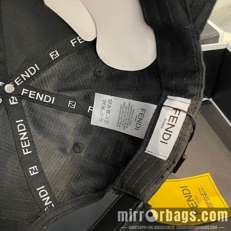 Fendi Hat dx73