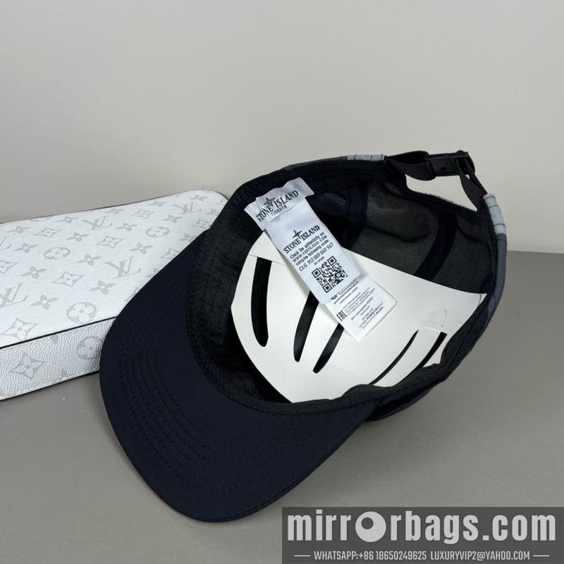 Stone Island Hat dx04