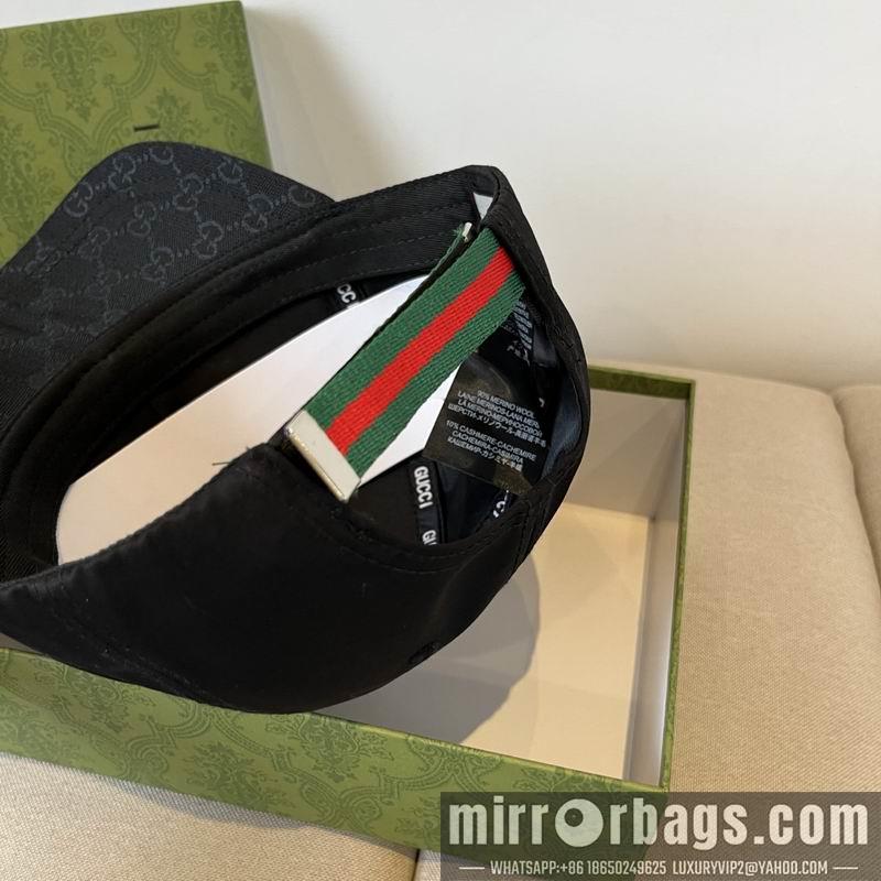 Gucci Hat dx30