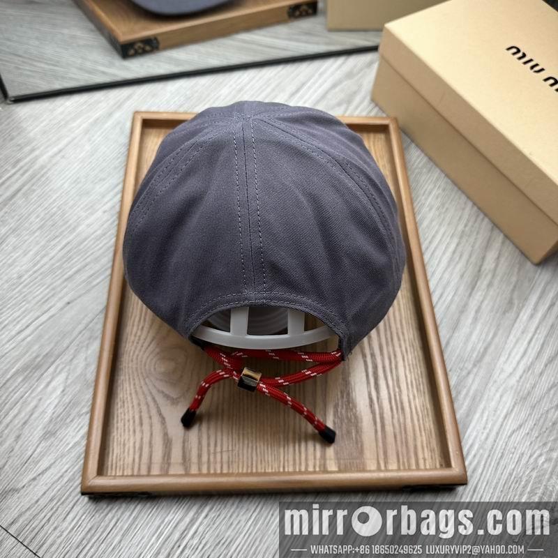 Miumiu Hat dx62