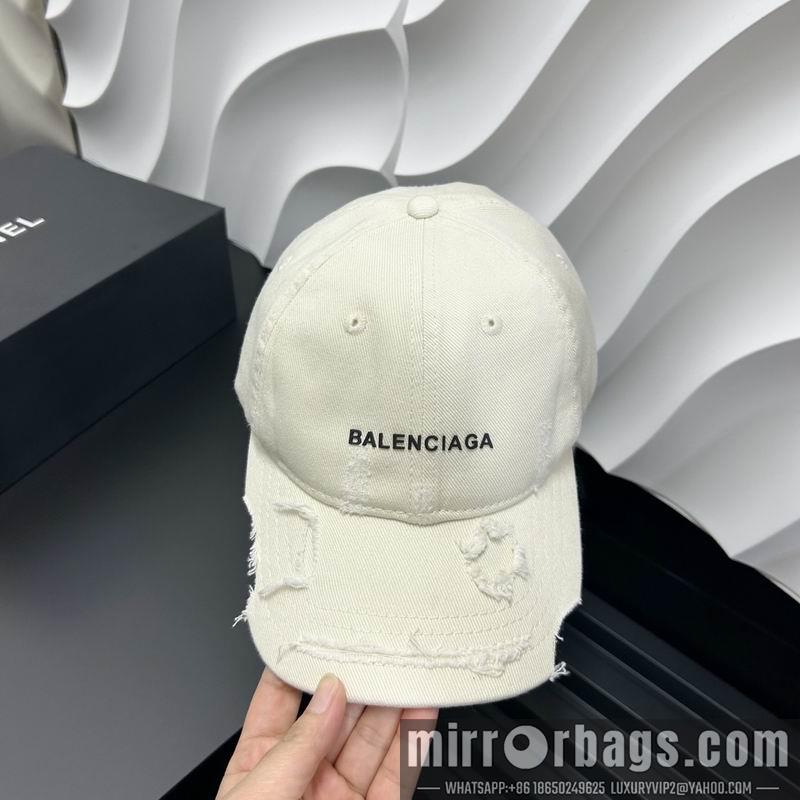 Balenciaga Hat dx15