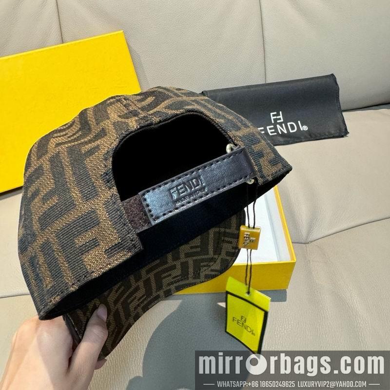 Fendi Hat dx65