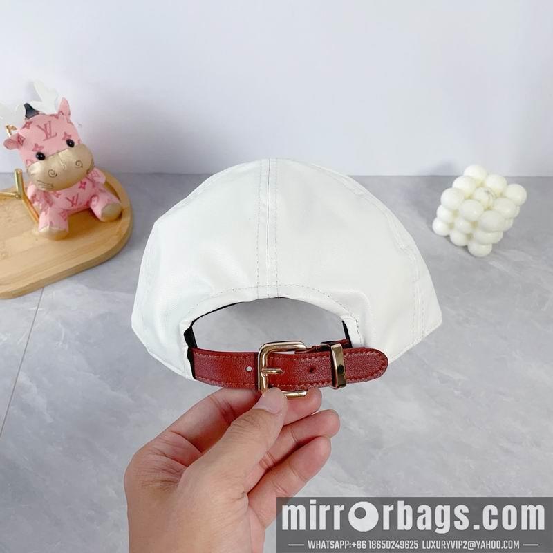 Miumiu Hat dx73