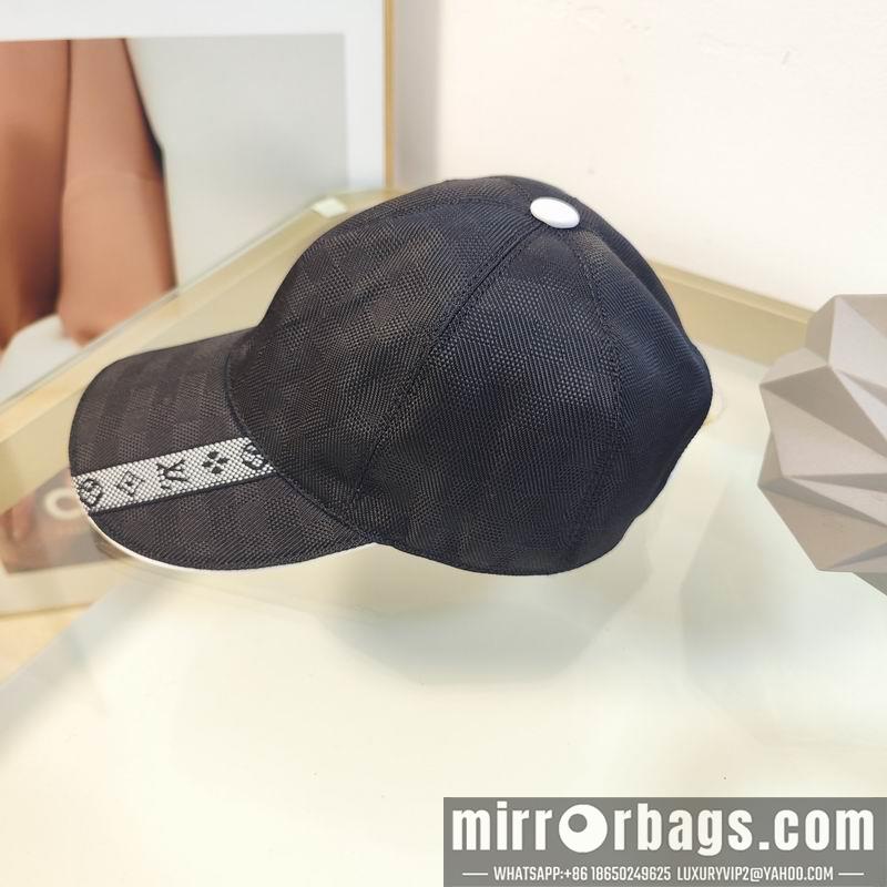 LV Hat dx115