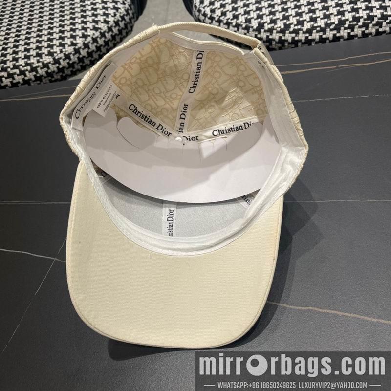 Dior Hat 083003