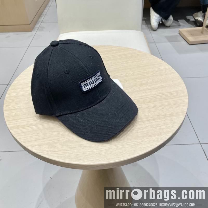 Miumiu Hat 040202