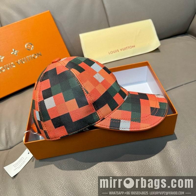 LV Hat dx125