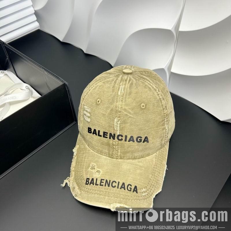 Balenciaga Hat dx10