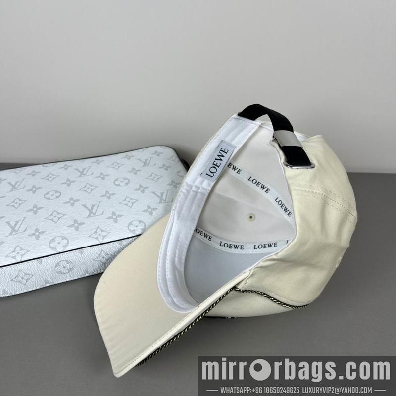 Loewe Hat dx47
