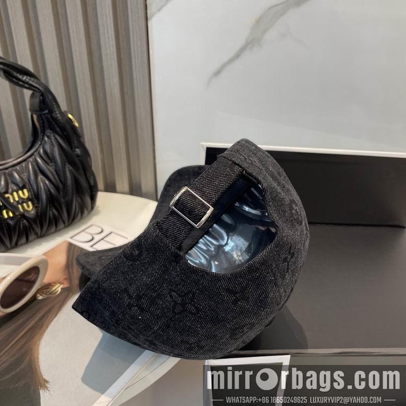 LV Hat dx70