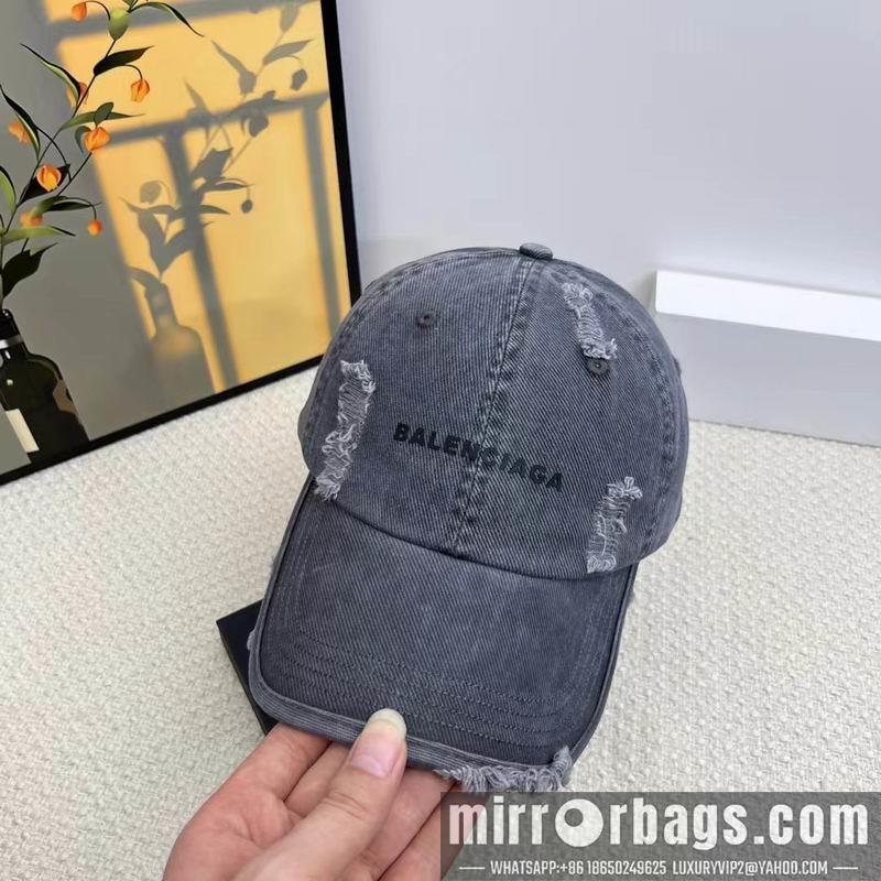 Balenciaga Hat 110601