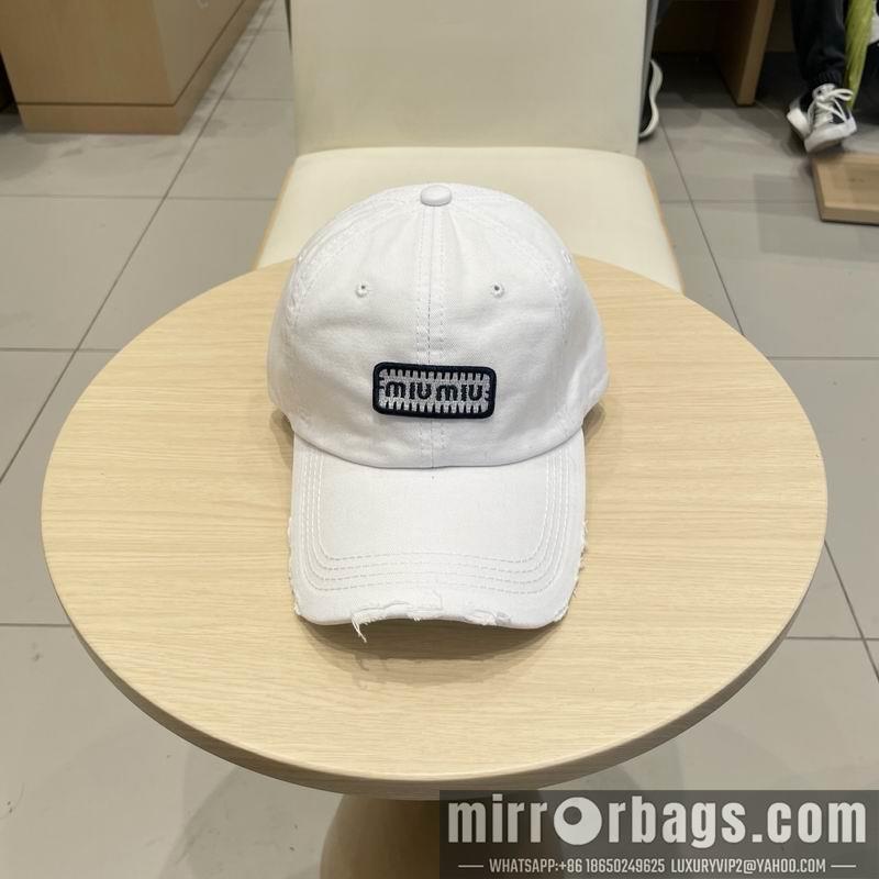 Miumiu Hat 040201