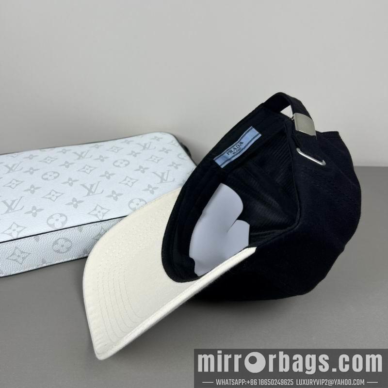 Prada Hat dx16