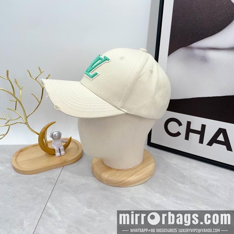 LV Hat dx158