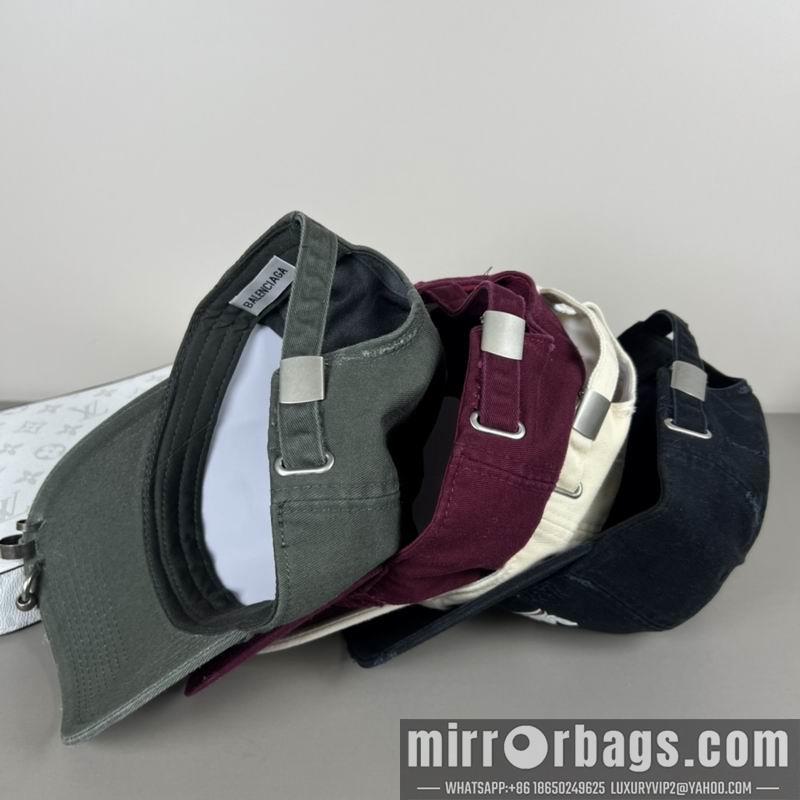 Balenciaga Hat dx37